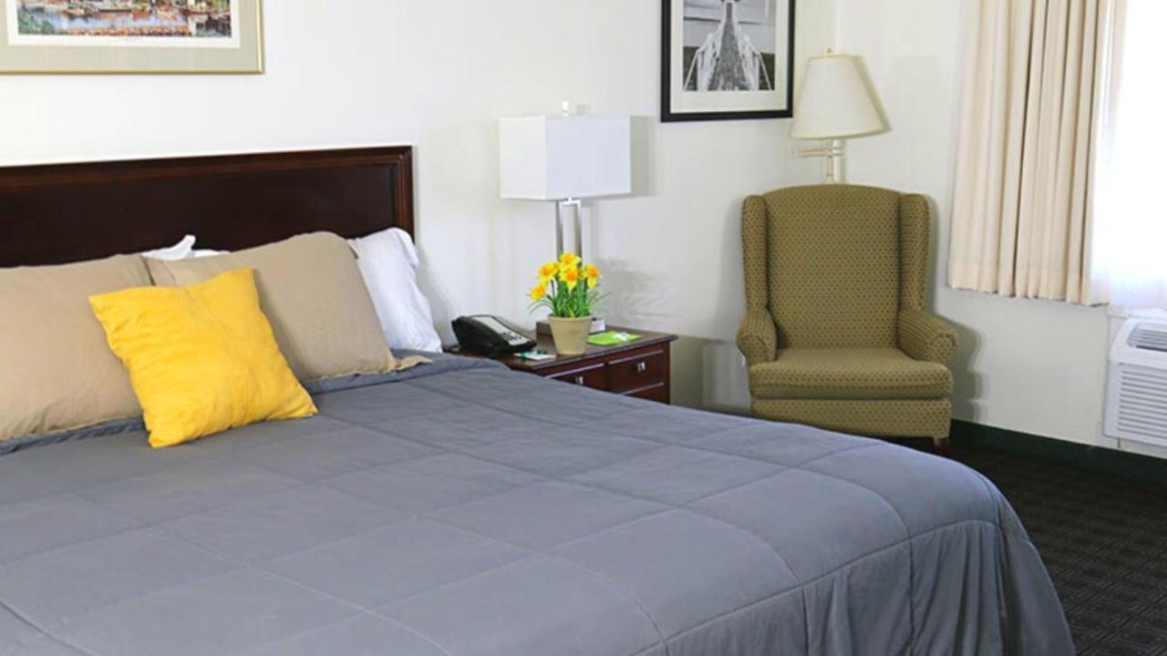 Camden Riverhouse Hotel And Inn Екстер'єр фото
