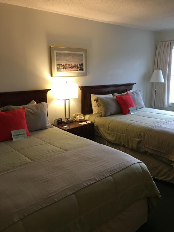 Camden Riverhouse Hotel And Inn Екстер'єр фото